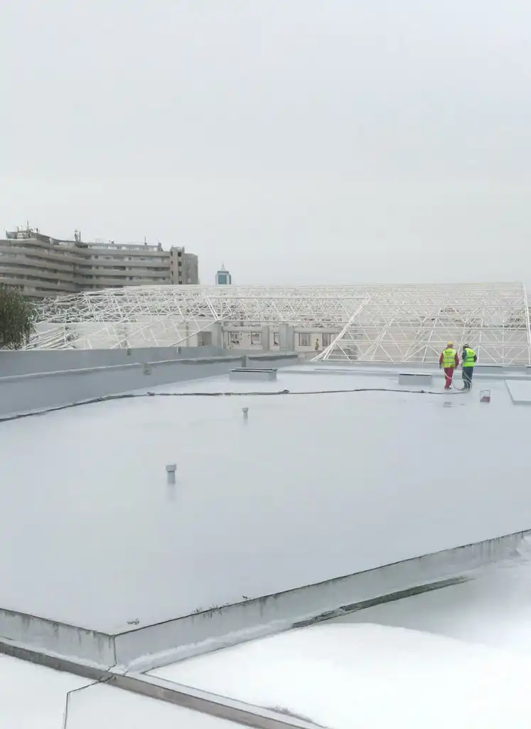 Çatı parapet ve birleşim detaylarında polyurea uygulaması